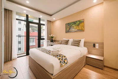 带阳台的单间公寓 — An Yên Island - Art Boutique Stay with Dual Lake view